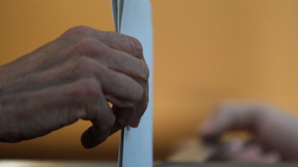 S_kalpi_ekloges_generic_AP_Photo_Francisco_Seco