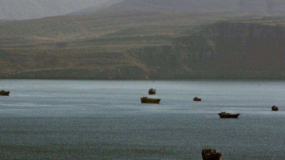 S_stena_Ormuz_AP_photo_Kamran_Jebreili