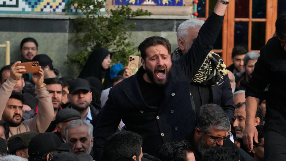 SLIDER__iran_AP_Photo_Vahid_Salemi