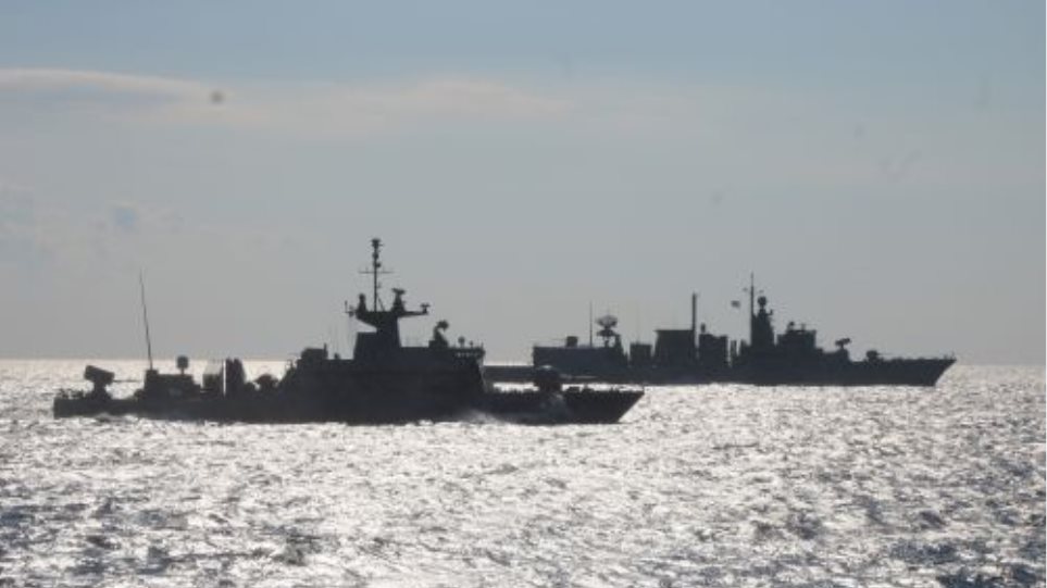 Naftiki_Askisi_Elinika_Polemika_Plia_I_Thalasa3