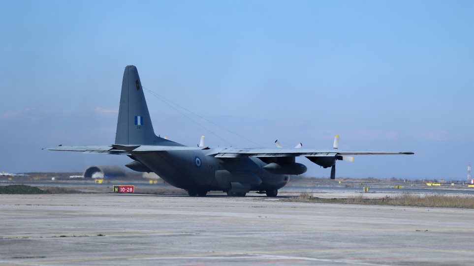 aeroplano_c130_int