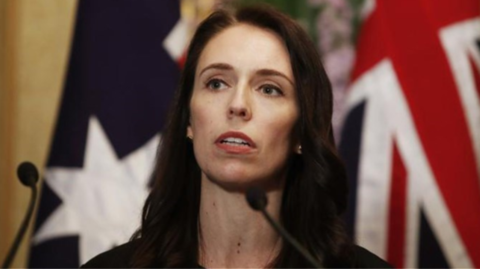 Νέα Ζηλανδία: Η πρωθυπουργός Άρντερν δεσμεύθηκε να αυστηροποιήσει τη νομοθεσία για την οπλοκατοχή