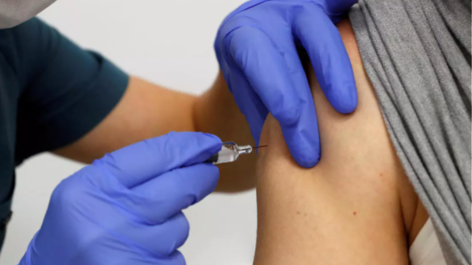 Σερβία: Εμβολιάστηκαν κατά του κοροναϊού 600.000 πολίτες