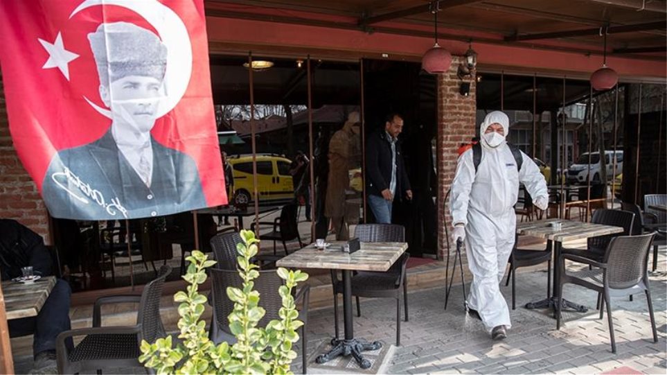 Τουρκία: Ξεπέρασαν τα 350.000 τα κρούσματα μόλυνσης από τον κοροναϊό