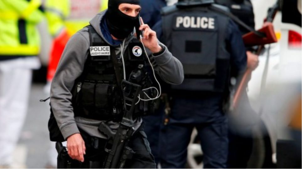  Γαλλία: Υπέκυψε στα τραύματα του ο 36χρονος που μαχαίρωσε περαστικούς στο κέντρο της Μασσαλίας