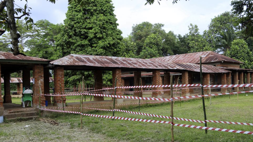 congo_ebola_AP_Photo_John_Bompengo