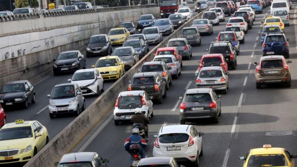 Αυξημένη κίνηση χωρίς προβλήματα στο εθνικό οδικό δίκτυο