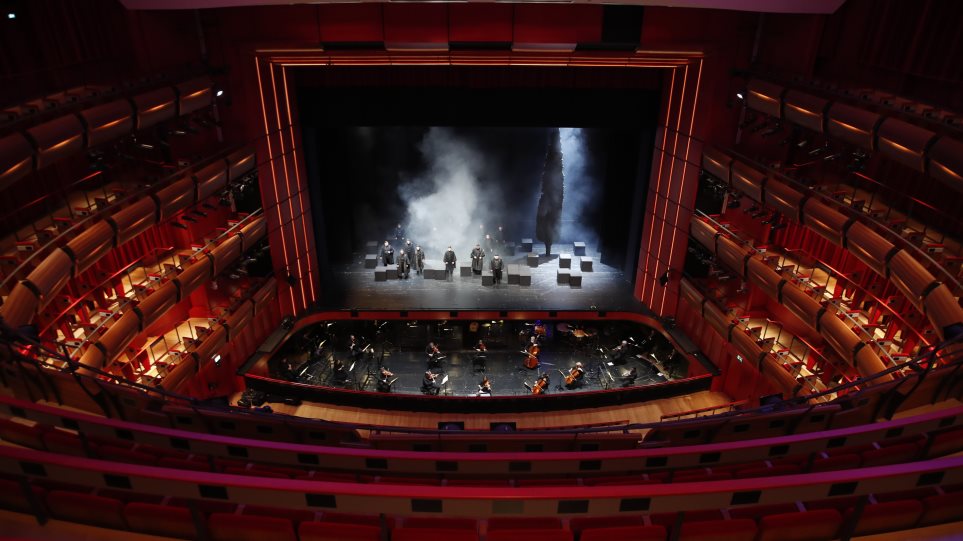 AP_Adia_Ethusa_Theatru_Thanassis_Stavrakis