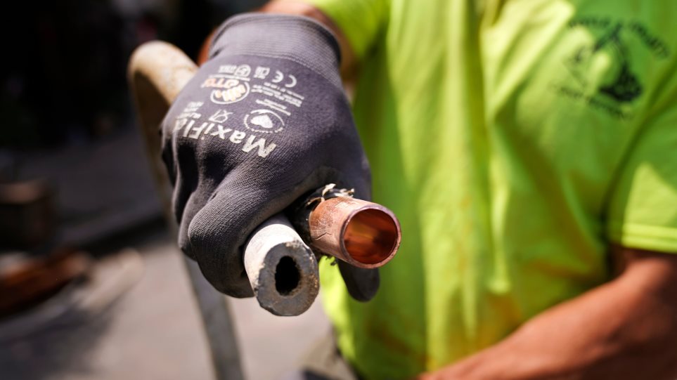 AP_Xalkos_Kalodio_Charles_Krupa