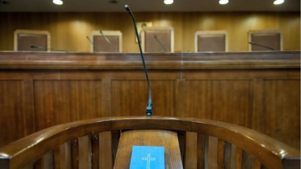 Adia_Ethusa_Dikastiriu_I17