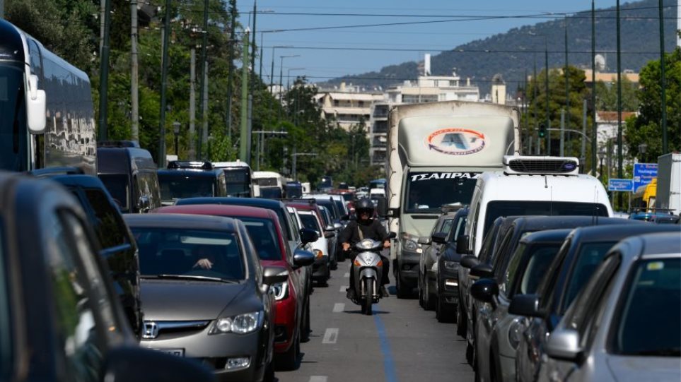 Athina_Kinisi_Botiliarisma_I5