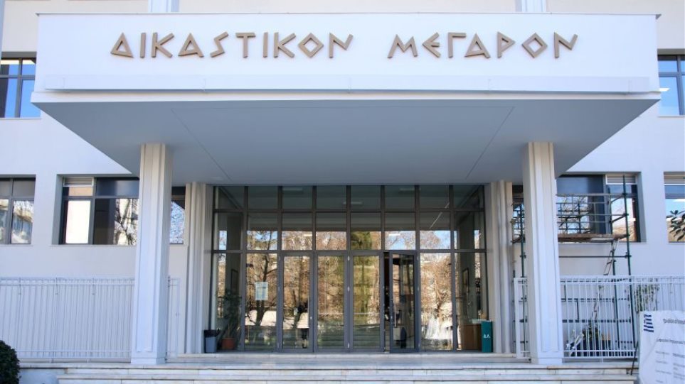 Dikastiria_Dikastiko_Megaro_Larisas_I_Ktirio