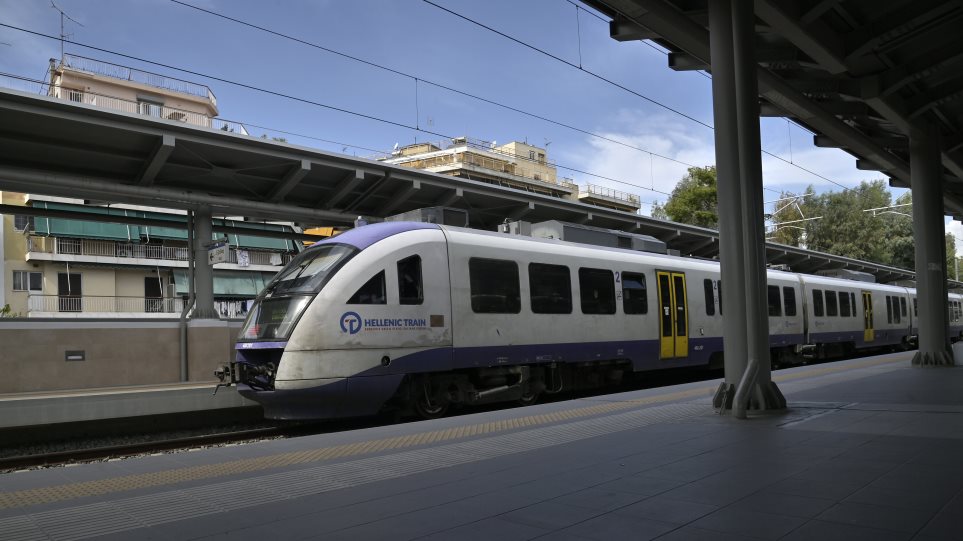 Helenic_Train_treno_int