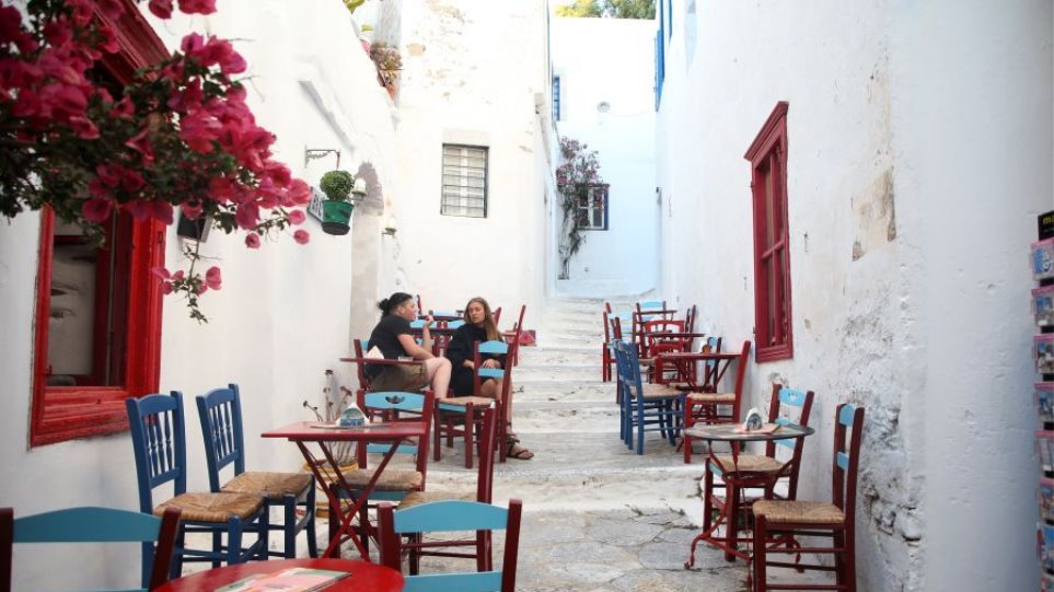 Kinonikos_turismos_I10_Eliniko_Nisi