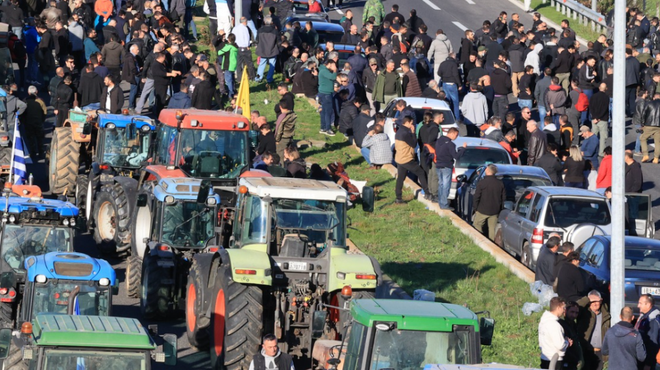 S_trakter_larisa_int