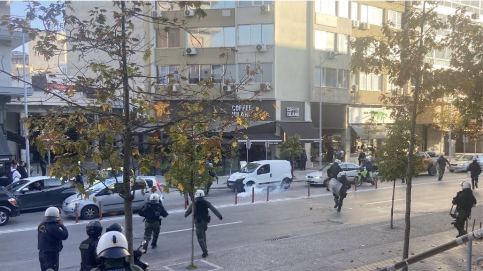 Thes_Diki_Kabanos_Episodia_I1