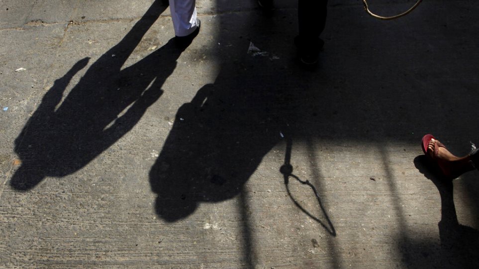 skia_via_epithei_AP_Photo_Manish_Swarup