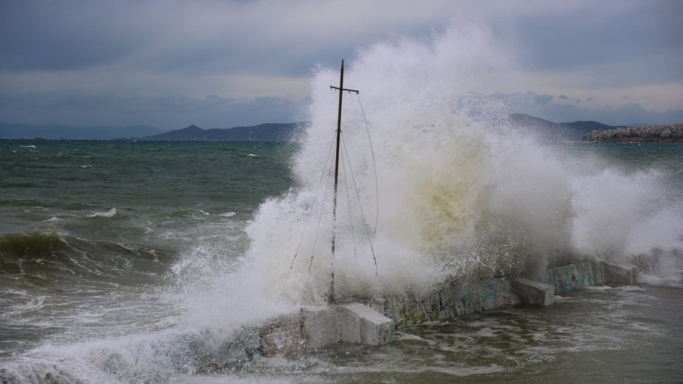 thalasotaraxi_anemos_aeras_int