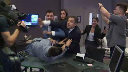 Σ1 – Επεισόδιο 16