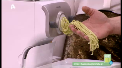 Φτιάχνουμε φρέσκα ζυμαρικά