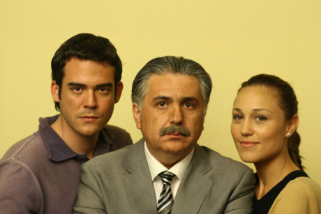 Οι Ιστορίες του Αστυνόμου Μπέκα (E)