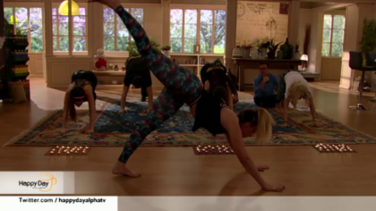 Λέμε καλημέρα κάνοντας όλοι μαζί  yoga
