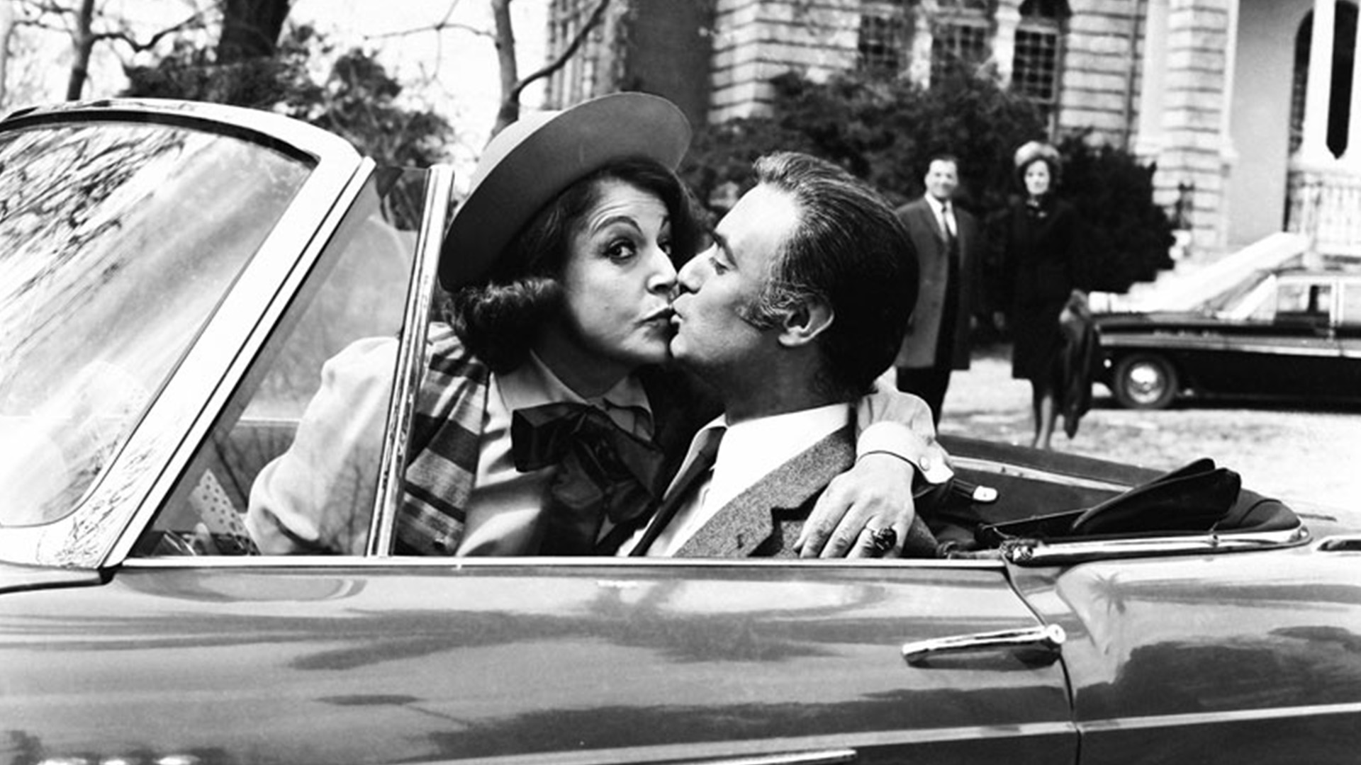 Μια Τρελλή… Τρελλή… Σαραντάρα