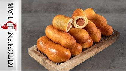 Πιροσκί με λουκάνικο