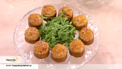 Αλμυρά muffins με μανιτάρια και τσένταρ