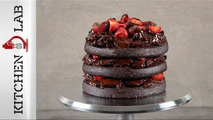 Τούρτα σοκολάτας με φράουλες