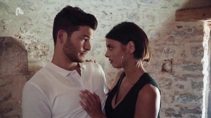 Σ1 – Επεισόδιο 8