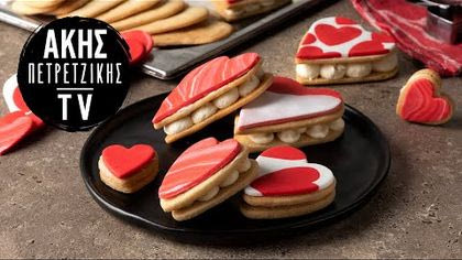 Μπισκότα βουτύρου με ζαχαρόπαστα