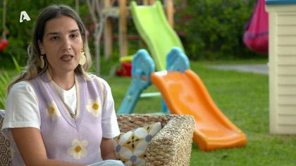 Ο παράξενος σύντροφος της μητέρας μου