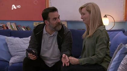 Σ10 – ΕΠΕΙΣΟΔΙΟ 32