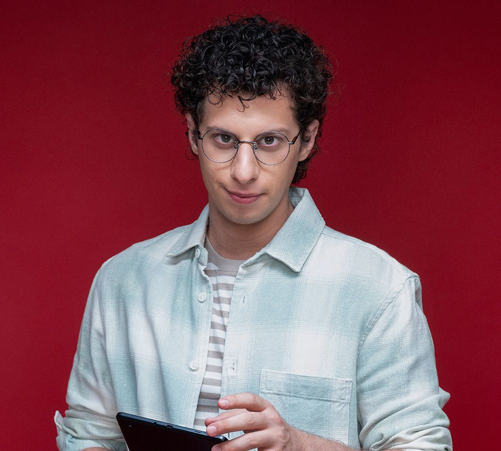 ΕΚΤΟΡΑΣ ΤΣΑΚΑΛΑΚΗΣ 