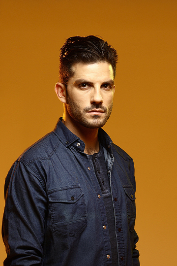 Κώστας Καρανίκας 