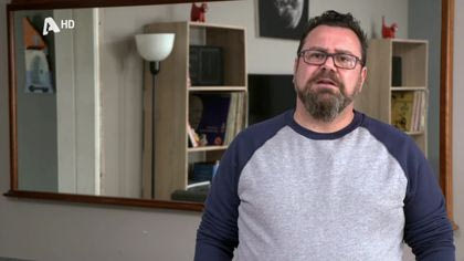 Η νέα σύντροφος