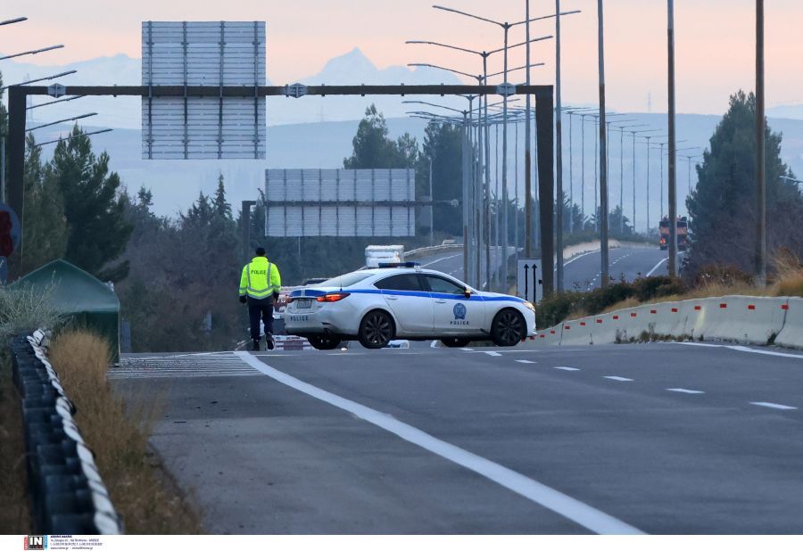 Καβάλα: Βυτιοφόρο όχημα ανατράπηκε πάνω στην Εγνατία Οδό