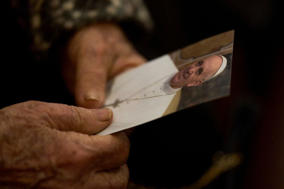 Ιταλία: Ολοκληρώθηκε η προσέλευση των πιστών στη Βασιλική του Αγίου Πέτρου