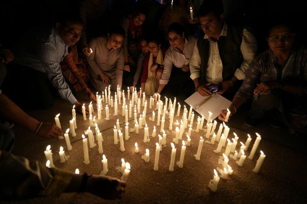 Κλιμακώνεται η ένταση Ινδίας- Πακιστάν μετά την αιματηρή επίθεση σε τουρίστες στο ινδικό Κασμίρ