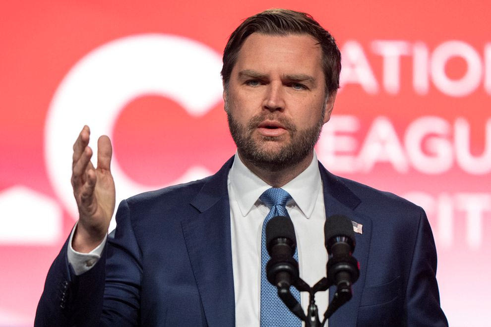 Τζ. Βανς (αντιπρόεδρος των ΗΠΑ): Αποκύημα «φαντασίας» πως η Ουκρανία θα νικούσε στον πόλεμο με τη Ρωσία