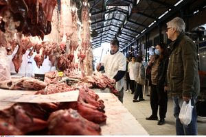 Οι ζωονόσοι πλήττουν φέτος τη διάθεση και την τιμή του πασχαλινού αρνιού