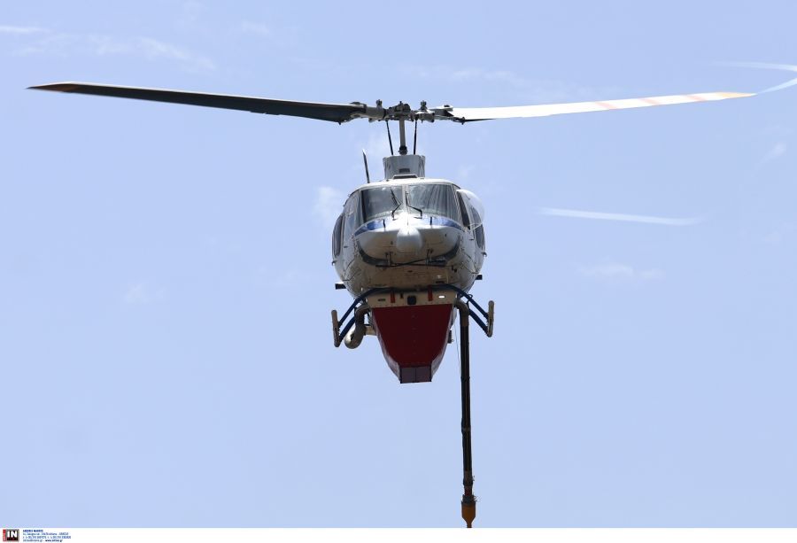 Πυρκαγιά σε οικοπεδικό χώρο στο Κάτω Χαλάνδρι- Οριοθετήθηκε η φωτιά στο Μαρούσι