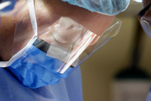 Για πρώτη φορά μεταμόσχευση ήπατος σε ασθενή με σπάνια νόσο πραγματοποιήθηκε στο Λαϊκό