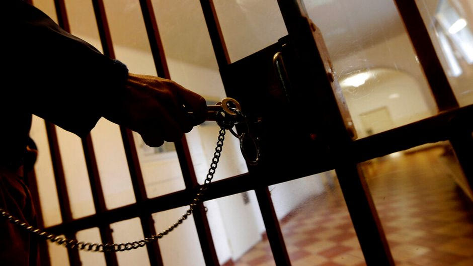 Στη φυλακή το ζευγάρι των γιατρών