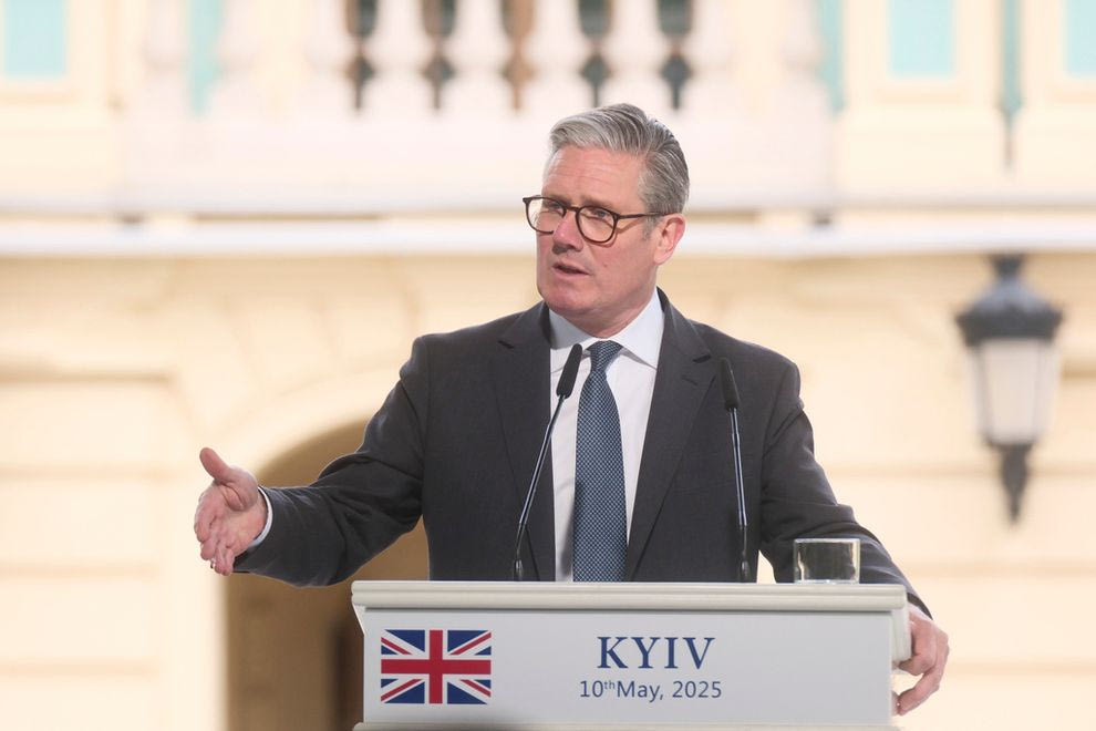 Κιρ Στάρμερ: Η Βρετανία δεν υποστηρίζει αποκλεισμό των Στενών του Ορμούζ