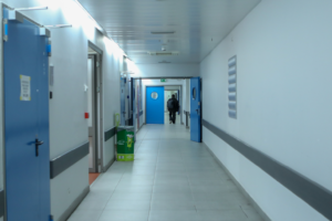 Συναγερμός για τον αιμορραγικό πυρετό – Μολύνθηκε γιατρός