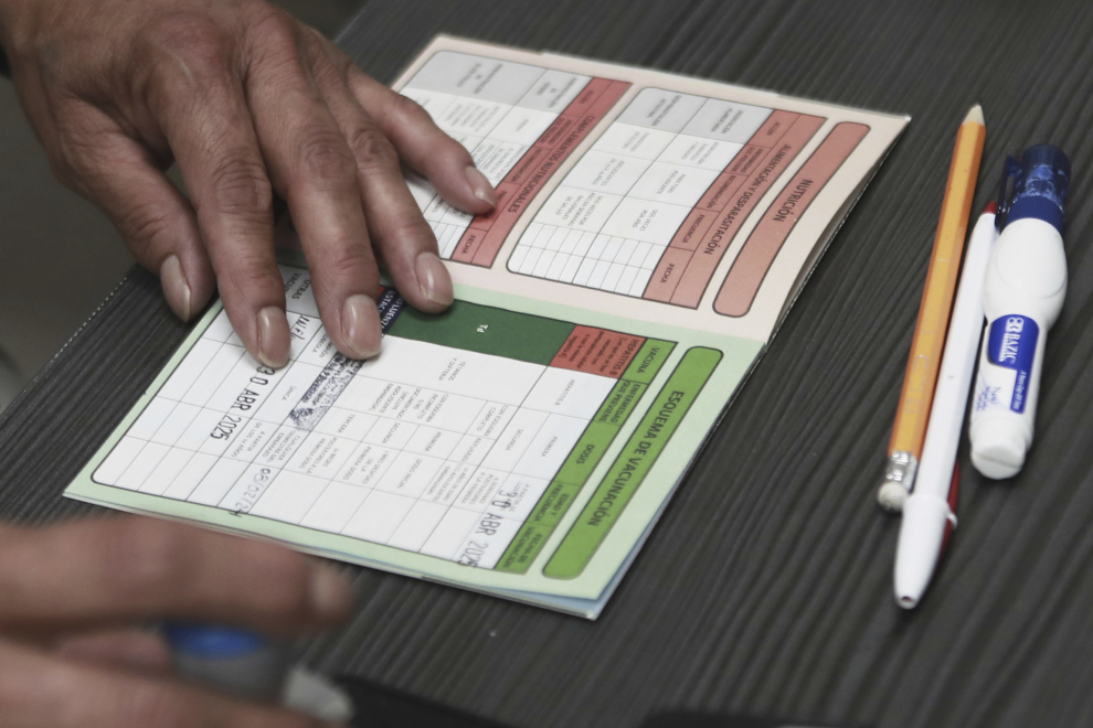 Επιβραδύνεται ο εμβολιασμός των παιδιών παγκοσμίως, εκατομμύρια ζωές απειλούνται, προειδοποιεί έρευνα