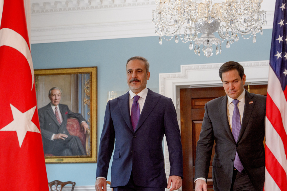 Τουρκία: Τηλεφωνική επικοινωνία Φιντάν με Ρούμπιο και Σαϊμπάνι για τις εξελίξεις στη Συρία