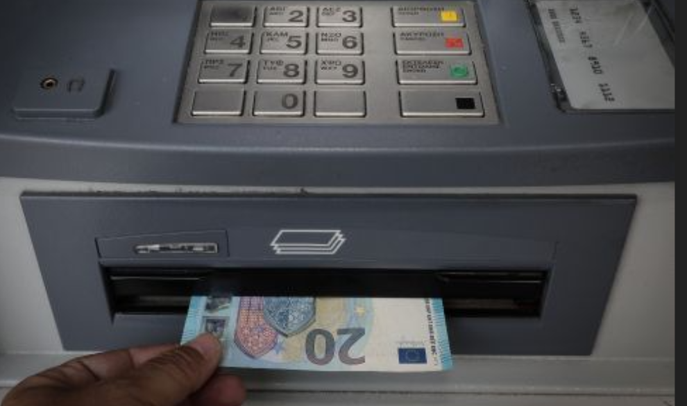 Προϋπολογισμός 2026: Ενίσχυση 3,2 δις ευρώ για μισθωτούς επαγγελματίες αγρότες και ένστολους